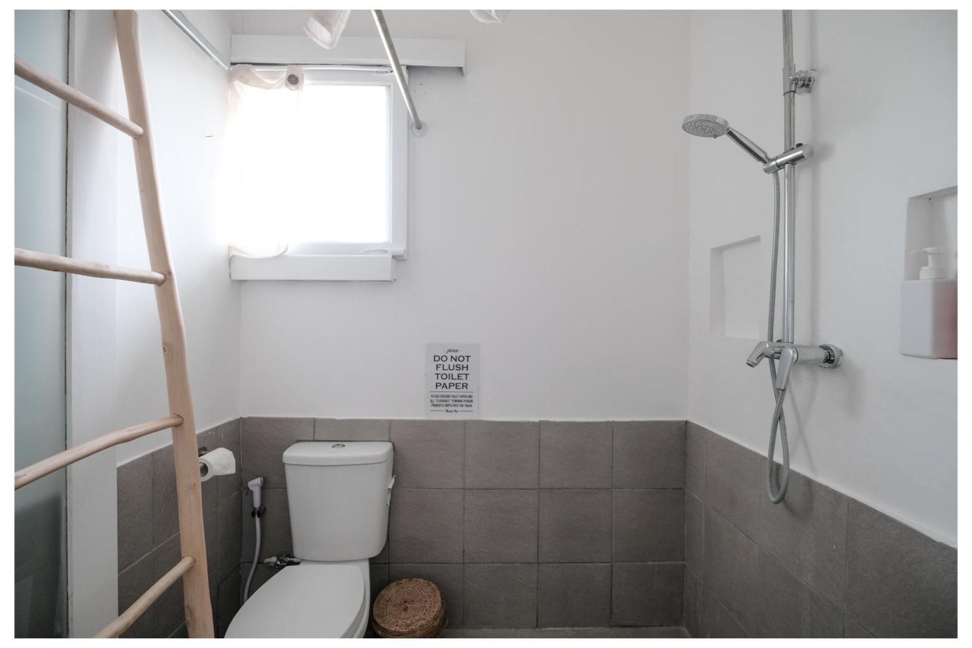 Barat - 6br Next To