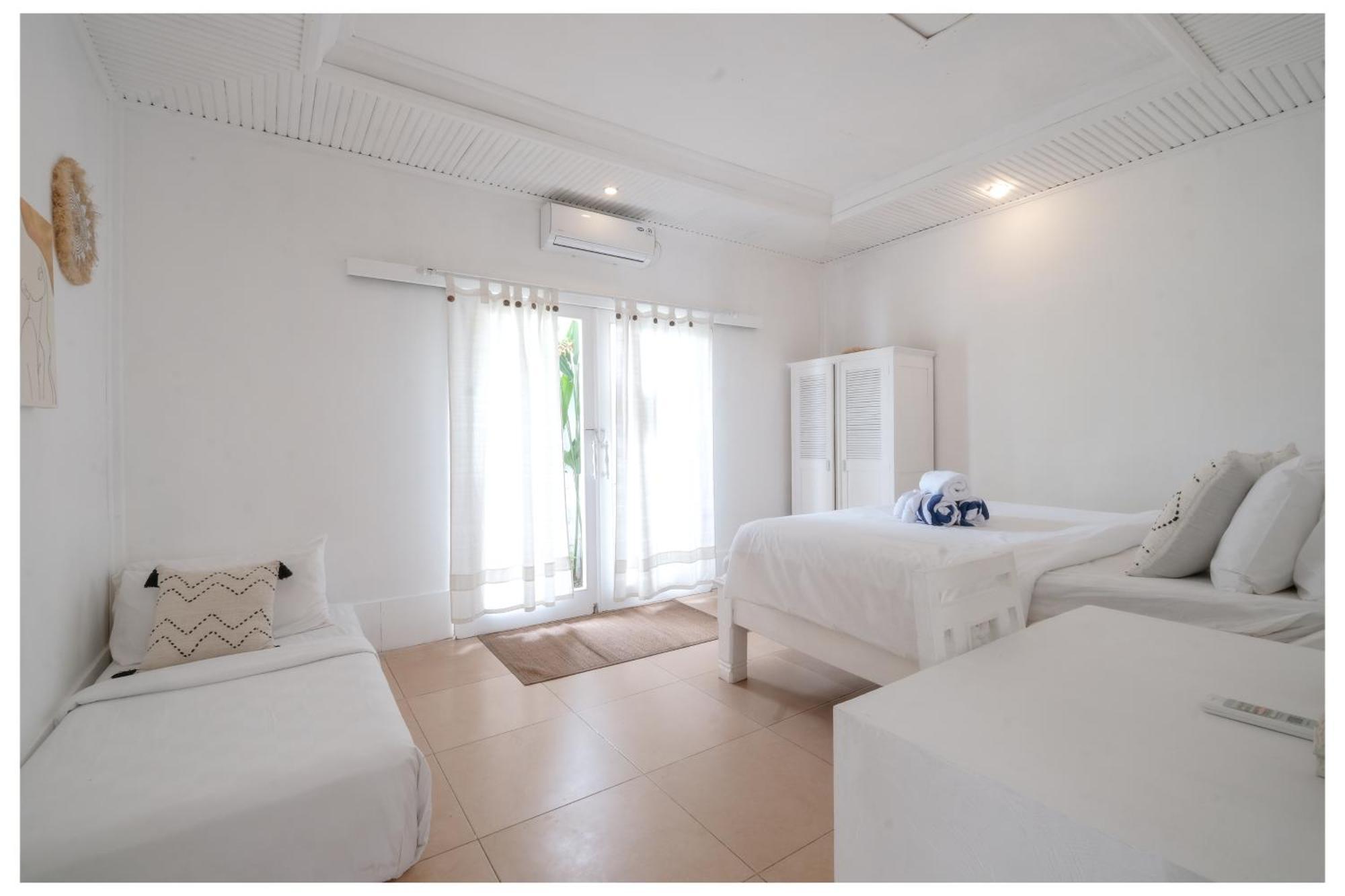 Barat - 6br Next To